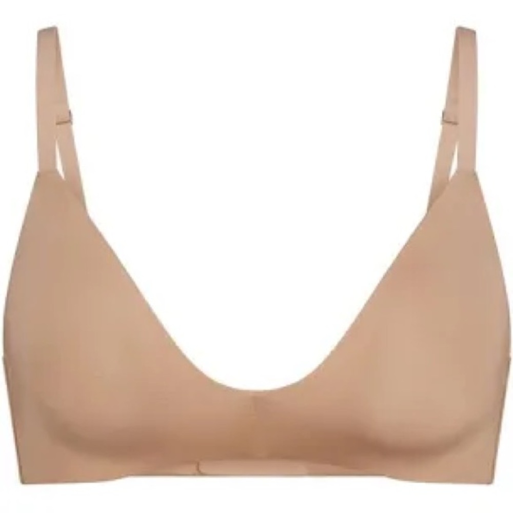 SKIMS Wireless Form Lightly Lined Bra | Color: sand/36D - Picture 1 of 7